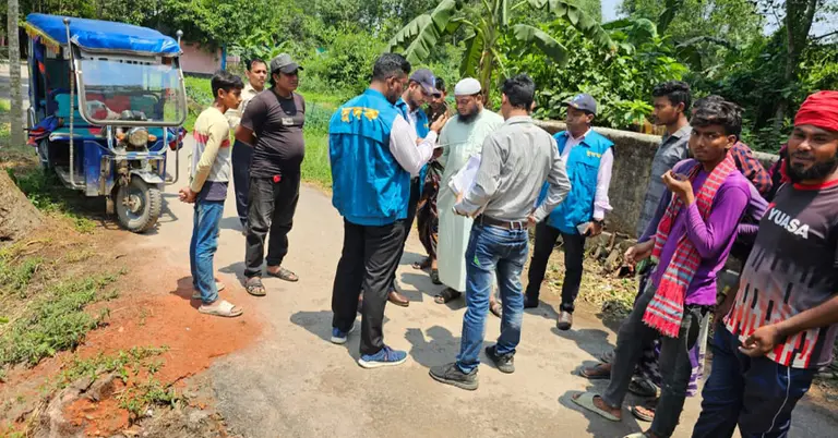 কুমিল্লায় দুদক দলের অভিযান